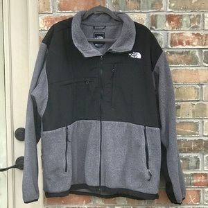 Men’s North Face Fleece W/ Weather Patching XXL